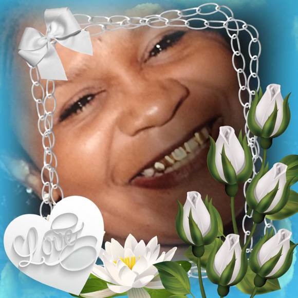 Meet your Posher, Maxine - Picture 1 of 1